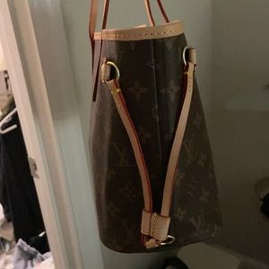 DO NOT BUY: side of the bag